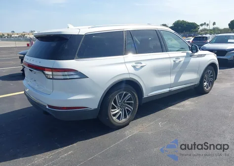 2020 Lincoln Aviator Standard z USA, uszkodzony, nr VIN 5LM5J6WC5LGL23794